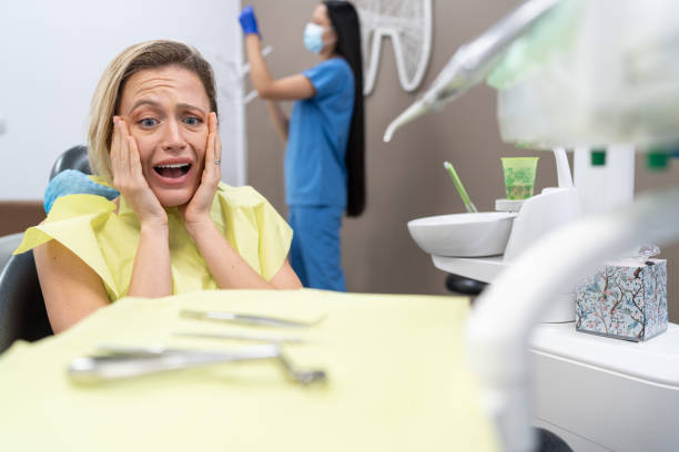 Best Emergency Tooth Extraction in Channel Lake, IL